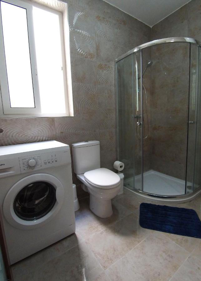 F10 Room 3, Private Room Two Single Beds Shared Bathroom In Shared Flat Msida Exteriér fotografie